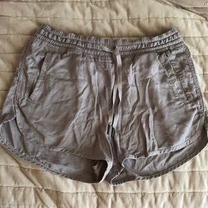 Lululemon grey shorts